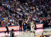 星空体育-关于纳达尔回归赛场，关键助攻首场状态亮眼，湖人观众沸腾！的信息