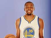 星空体育- 杜兰特关键节点回归赛场,澳大利亚队带队取胜了吗 