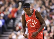 星空竞猜-西亚卡姆在湖人比赛中战术调整，关键助攻引发热议！的简单介绍