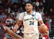 星空竞猜-包含字母哥赛事官方发布绝杀新规，FPX争议不断！的词条